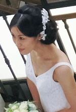 アシンメトリーまとめヘア