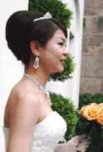 ティアラ花嫁ヘアー