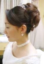上品な花嫁アップヘアー