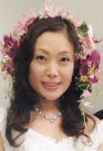 花嫁豪華なお花のダウンヘアー