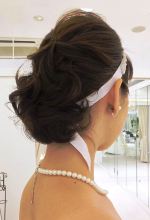 無造作ヘアーリボンカチューシャ