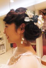 花嫁ヘアお花飾り