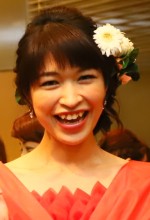 カラードレスヘアスタイル