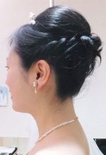 サイドねじるアップショートヘア